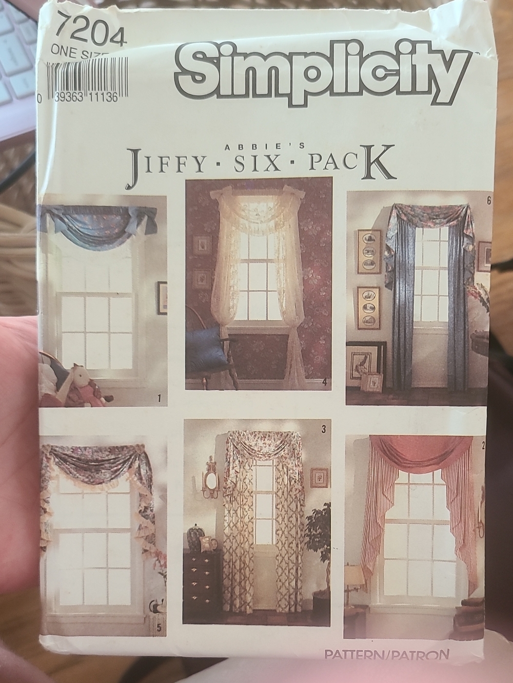 vintage 1992 Simplicity 7204 sewing pattern, titled "Abbie's Jiffy Six Pack"